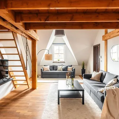 3br 2,5bath Luxurious Big Family Penthouse & Views Apartment *